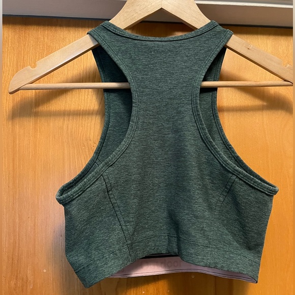 Outdoor Voices crop tank/sports bra sized xs - Picture 2 of 4